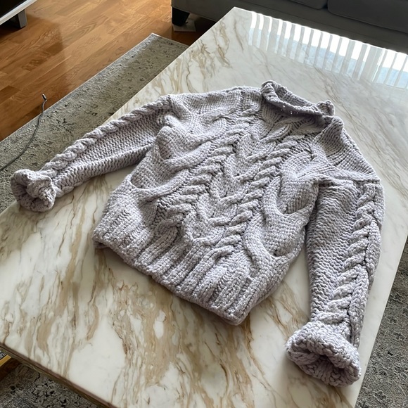 Zara Knit Sweater - Picture 3 of 6